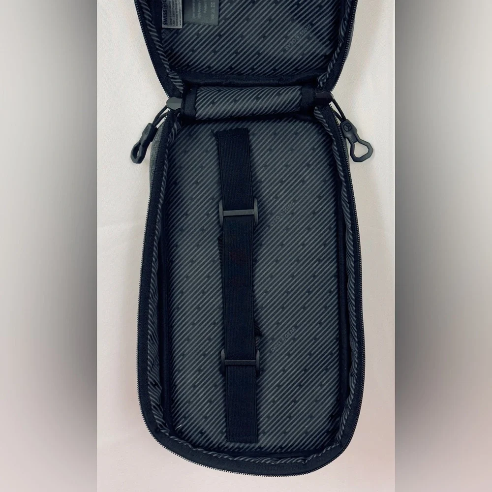 SWISS GEAR - The Vertical Fully Lined Hanging Toiletry Bag - Dark Gray. NWT